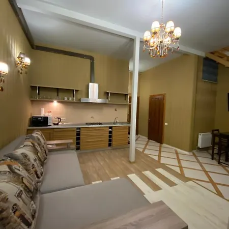 Apartment двухуровневая на дерибасовской *