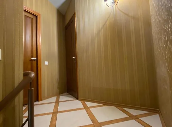 двухуровневая на дерибасовской 敖德萨