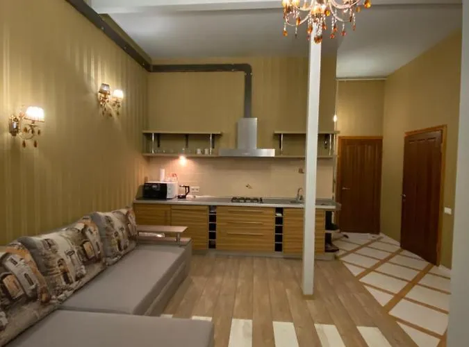 двухуровневая на дерибасовской Apartment *