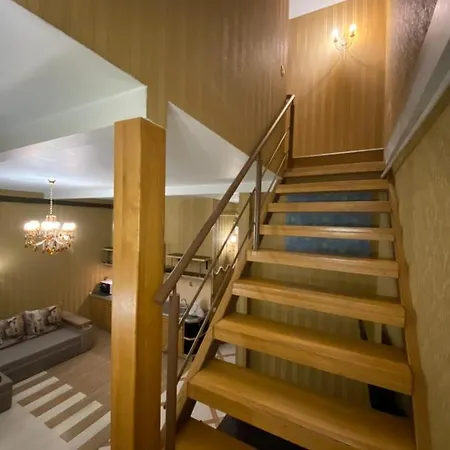 двухуровневая на дерибасовской Apartman *