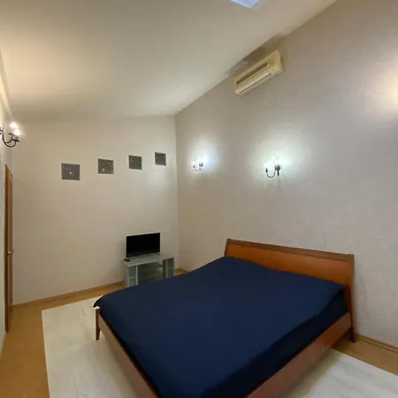 двухуровневая на дерибасовской Apartman